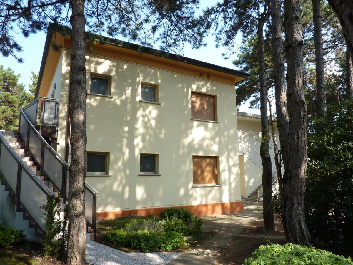 Norma Apartment Бибионе Екстериор снимка