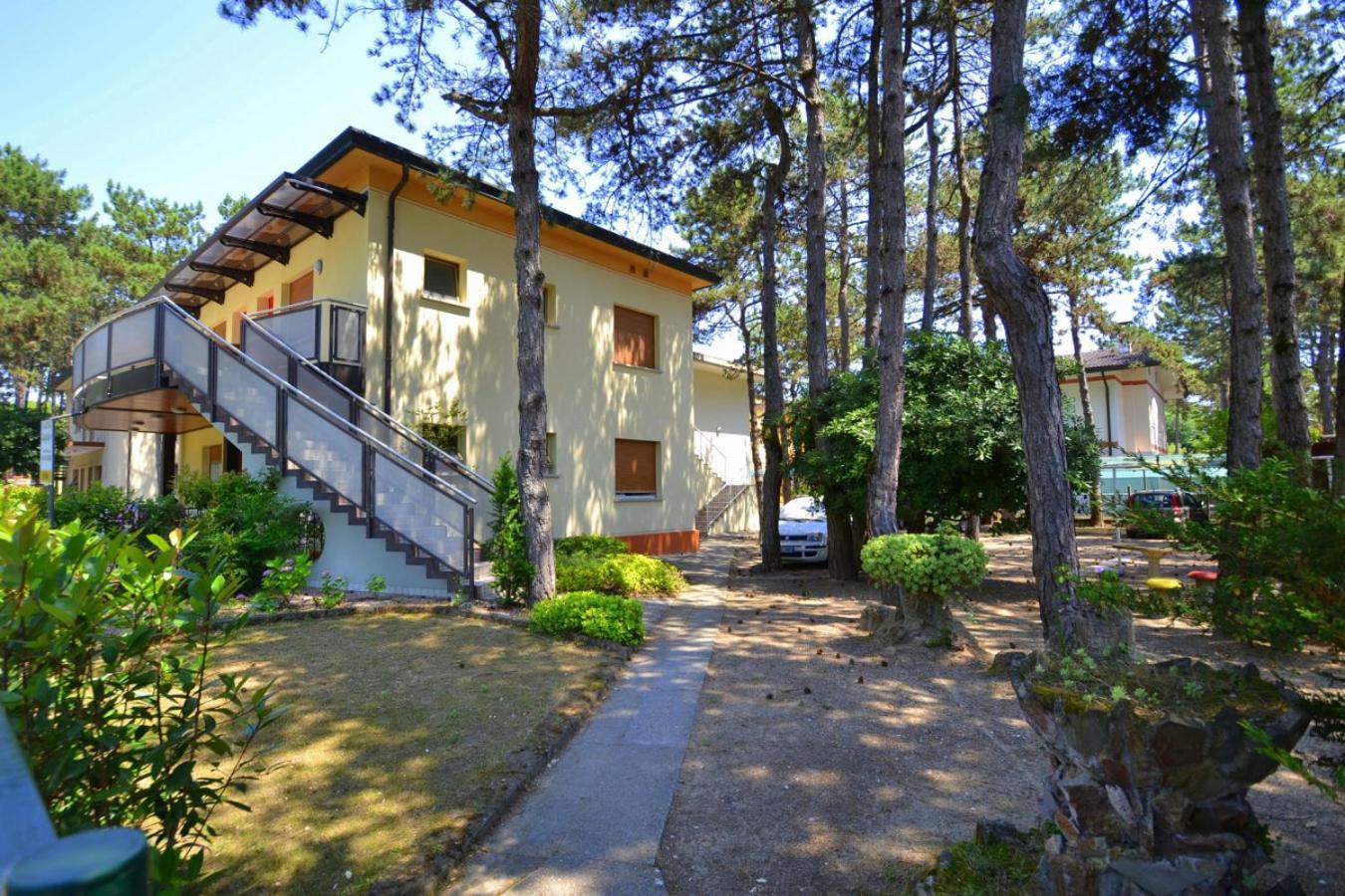 Norma Apartment Бибионе Екстериор снимка